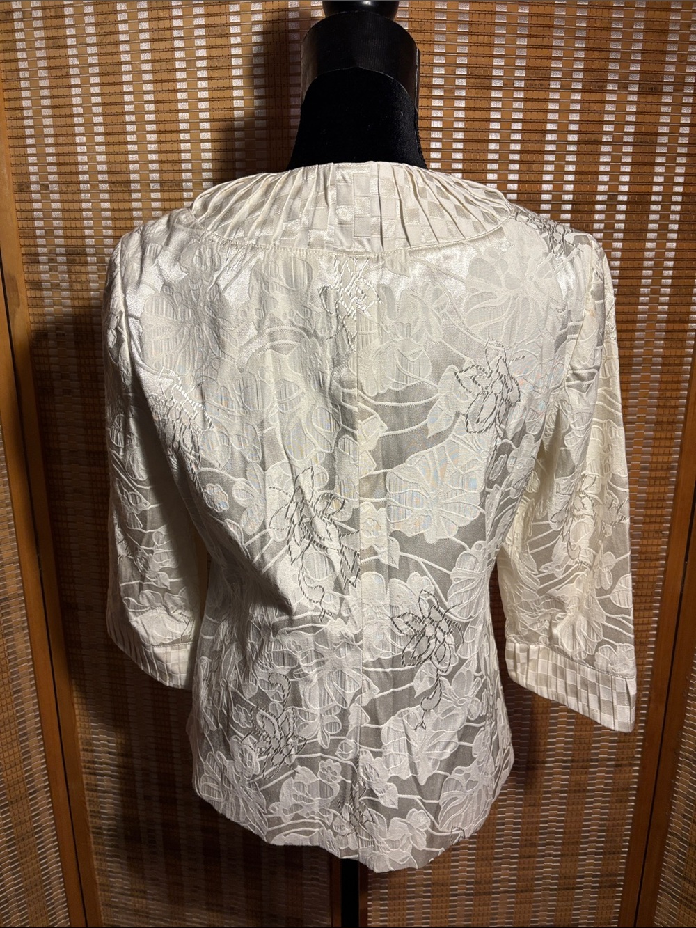 Chicos | Women’s Amaye Antique Ivory Jacquard Jacket/Blouse - Size 1 (Medium) - Picture 2 of 15
